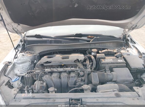 3KPF24AD4ME263148 2021 KIA FORTE Silver Rear view