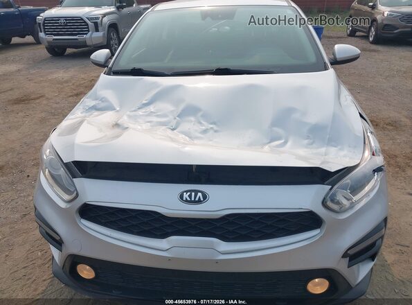 3KPF24AD4ME263148 2021 KIA FORTE Silver Front view