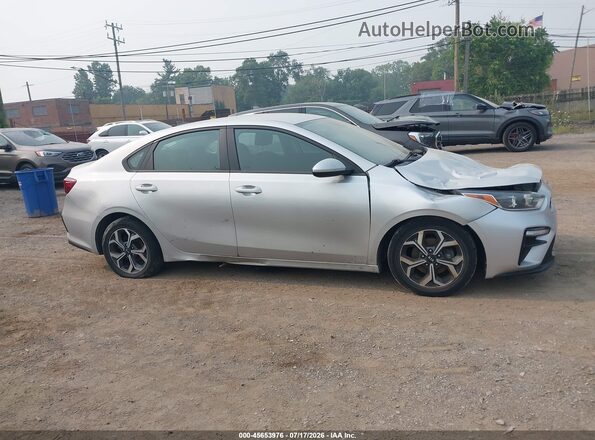 3KPF24AD4ME263148 2021 KIA FORTE Silver Rear interior view