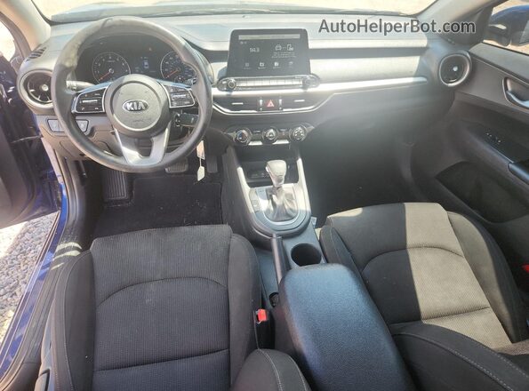 3KPF24AD4ME284999 2021 KIA FORTE Blue Dashboard view