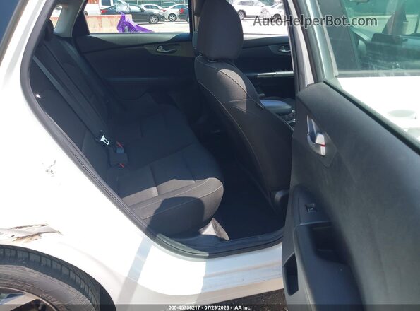 3KPF24AD4ME327401 2021 KIA FORTE White Widok naklejki z numerem VIN