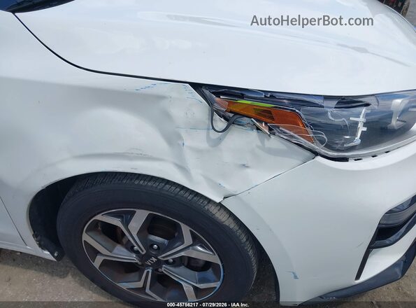 3KPF24AD4ME327401 2021 KIA FORTE White Widok z przodu