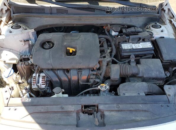 3KPF24AD4ME355571 2021 KIA FORTE White Vista interior trasera