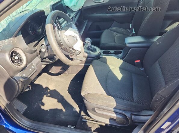 3KPF24AD4ME385234 2021 KIA FORTE Синий Вид салона спереди