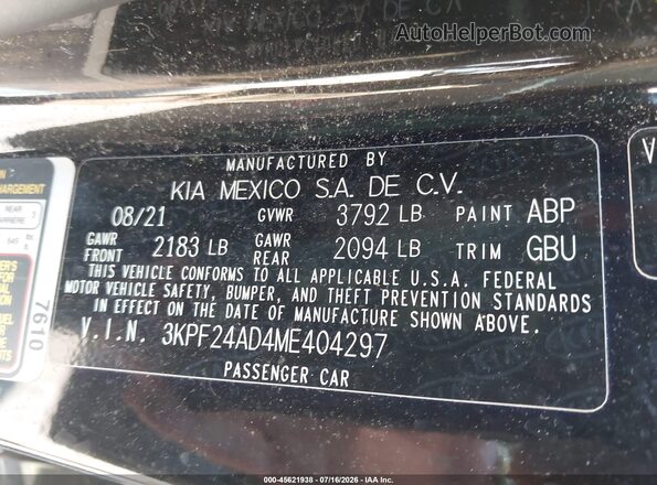 3KPF24AD4ME404297 2021 KIA FORTE Black Vista del compartimento del motor