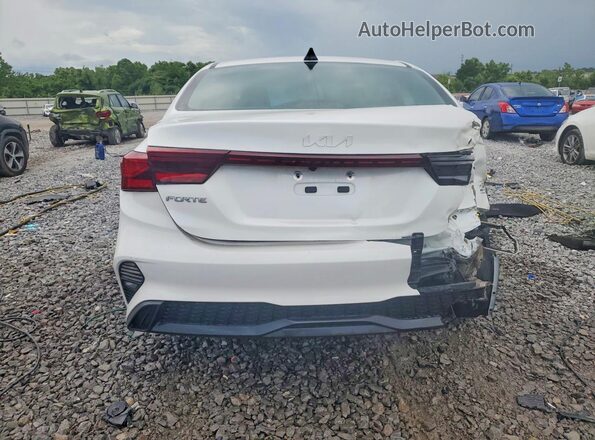 3KPF24AD4NE503901 2022 KIA FORTE White Vista trasera