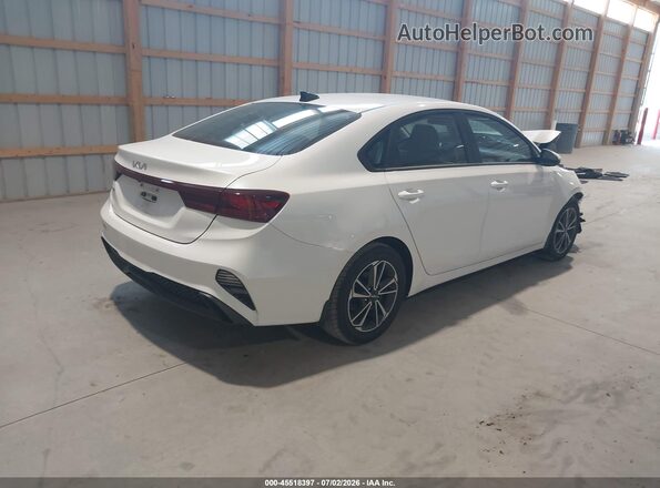 3KPF24AD4PE516120 2023 KIA FORTE White Задня права чверть