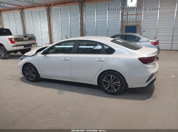 3KPF24AD4PE516120 2023 KIA FORTE White Панорамний вид салону 360°