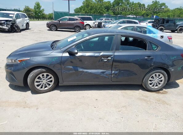 3KPF24AD4PE536688 2023 KIA FORTE Gray Вид спереду