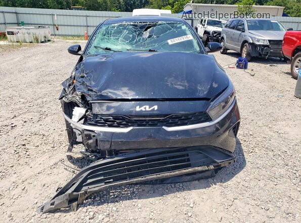 3KPF24AD4PE554950 2023 KIA FORTE Черный Вид спереди