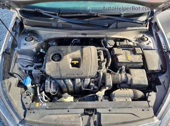 3KPF24AD4PE587978 2023 KIA FORTE Gray Widok wnętrza z tyłu