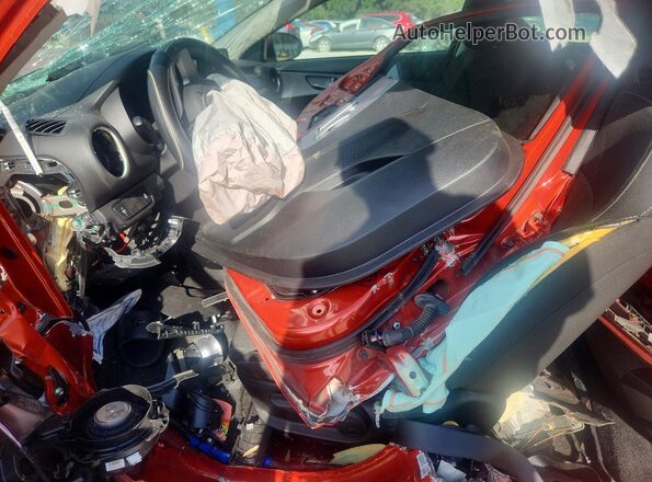3KPF24AD4PE621305 2023 KIA FORTE Red Вид салону спереду