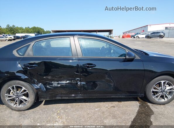 3KPF24AD4PE626665 2023 KIA FORTE Black უკანა სალონის ხედი