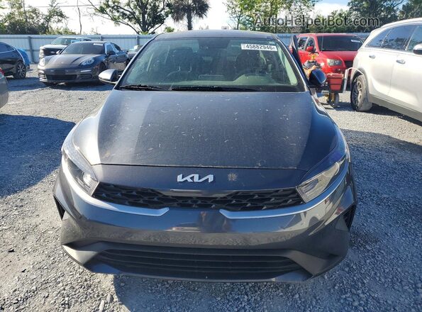 3KPF24AD4PE677969 2023 KIA FORTE Gray Вид спереду