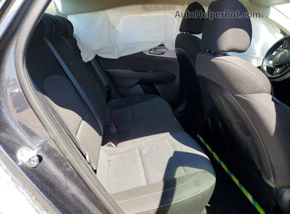 3KPF24AD4RE709631 2024 KIA FORTE Gray Widok tylnych siedzeń