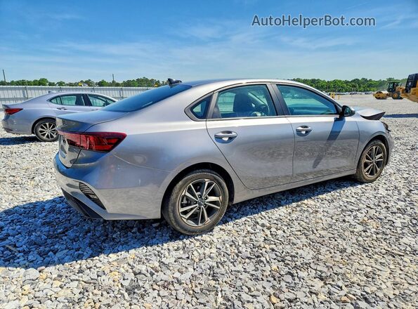 3KPF24AD4RE710486 2024 KIA FORTE Silver Tył prawy