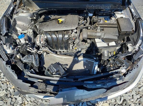 3KPF24AD4RE710486 2024 KIA FORTE Silver Widok wnętrza z tyłu