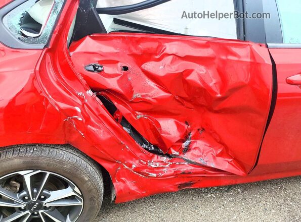3KPF24AD4RE741298 2024 KIA FORTE Red Rear seats view