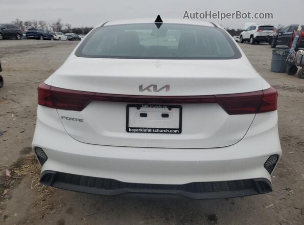 3KPF24AD4RE754293 2024 KIA FORTE White Հետևի տեսք