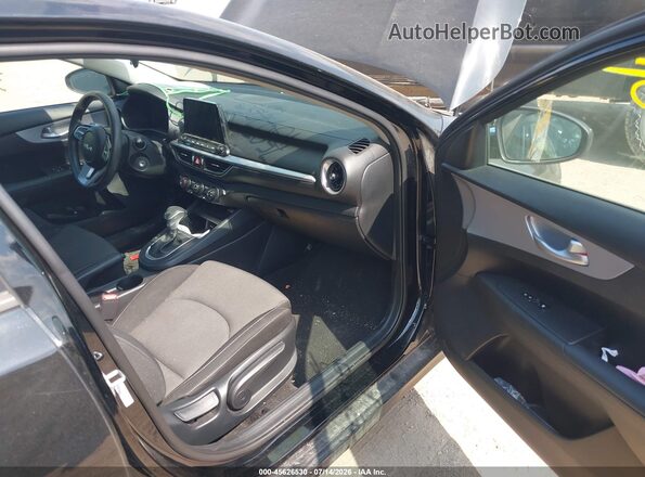 3KPF24AD4RE759705 2024 KIA FORTE Black Vista interior delantera