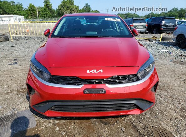 3KPF24AD4RE835682 2024 KIA FORTE Красный Вид спереди