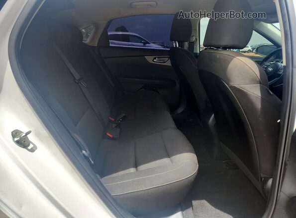 3KPF24AD5LE180178 2020 KIA FORTE White Вид задніх сидінь
