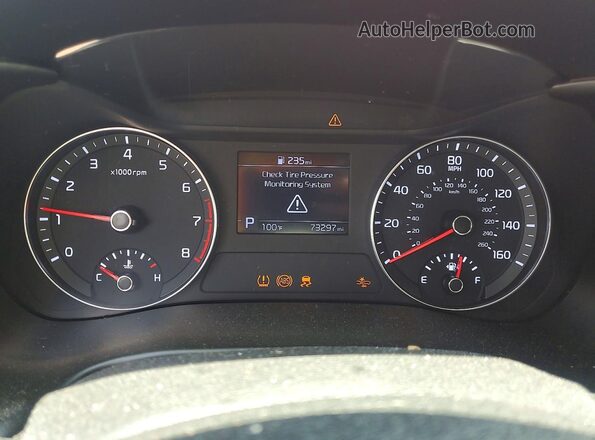 3KPF24AD5LE234076 2020 KIA FORTE Красный Вид щитка приборов
