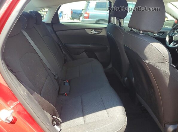 3KPF24AD5LE234076 2020 KIA FORTE Красный Вид задних сидений