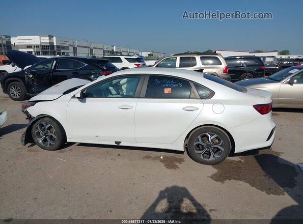 3KPF24AD5ME295543 2021 KIA FORTE White 