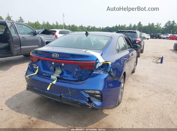 3KPF24AD5ME301261 2021 KIA FORTE Blue Widok z przodu