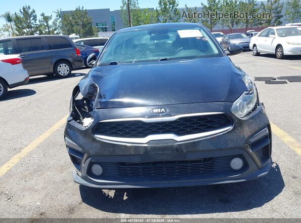 3KPF24AD5ME368331 2021 KIA FORTE Черный Вид спереди