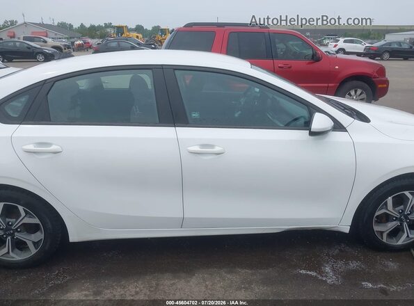 3KPF24AD5ME411100 2021 KIA FORTE White Սալոնի հետևի տեսք