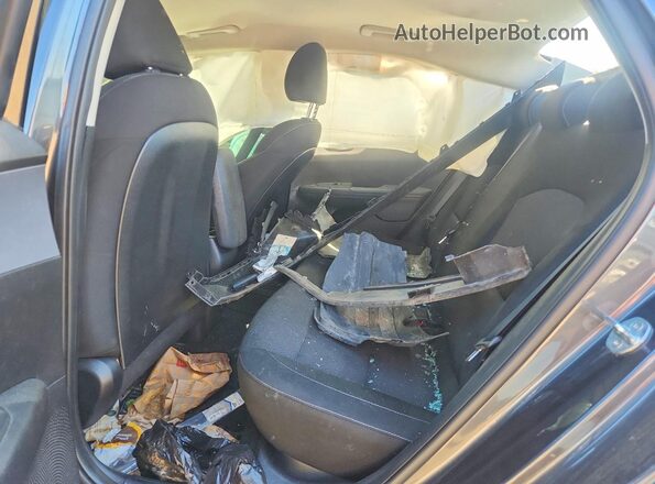 3KPF24AD5NE463814 2022 KIA FORTE Gray Widok tylnych siedzeń