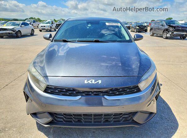 3KPF24AD5PE520614 2023 KIA FORTE Серый Вид спереди