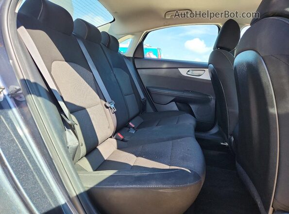 3KPF24AD5PE553113 2023 KIA FORTE Gray უკანა სავარძლების ხედი