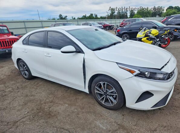 3KPF24AD5PE585981 2023 KIA FORTE White წინა მარჯვენა