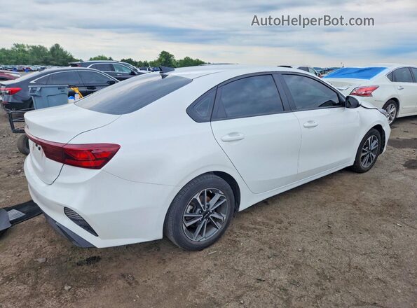 3KPF24AD5PE585981 2023 KIA FORTE White უკანა მარჯვენა