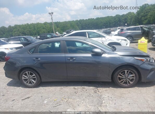 3KPF24AD5PE656905 2023 KIA FORTE Dark Blue Vista interior trasera