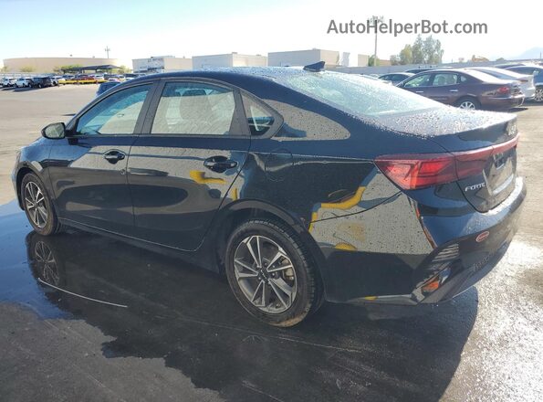 3KPF24AD5PE666902 2023 KIA FORTE Black 