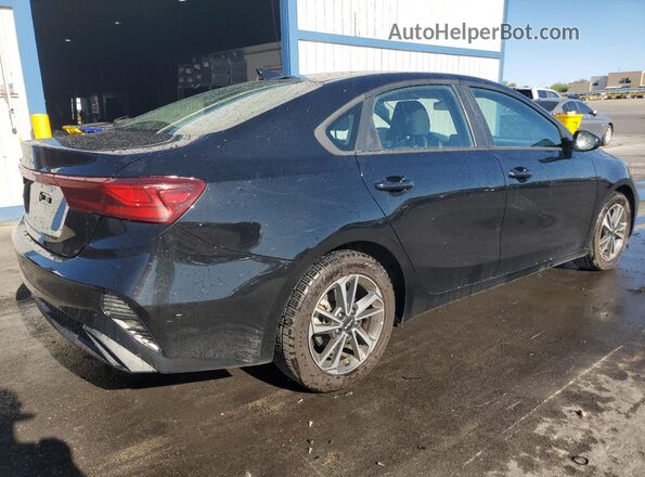 3KPF24AD5PE666902 2023 KIA FORTE Black 