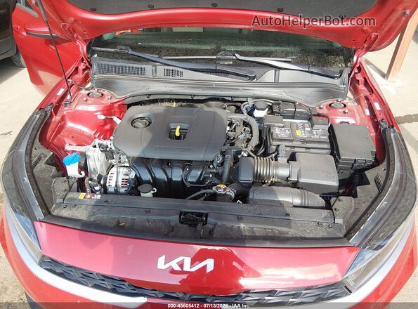3KPF24AD5RE808202 2024 KIA FORTE Red Vista trasera