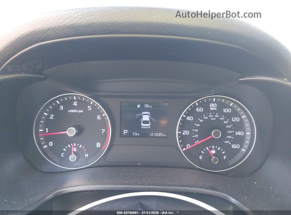 3KPF24AD6KE102880 2019 KIA FORTE Silver Vista de los asientos traseros