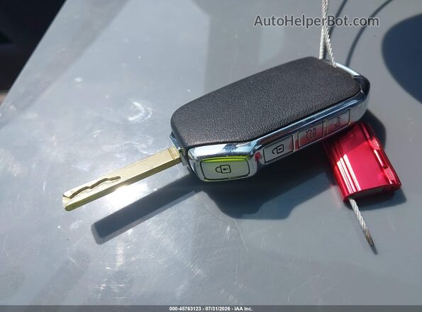 3KPF24AD6KE104841 2019 KIA FORTE White Вид панелі приладів