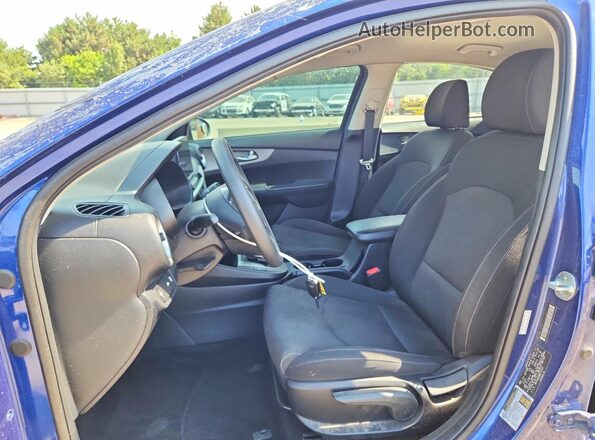 3KPF24AD6ME325231 2021 KIA FORTE Blue Սալոնի դիմացի տեսք