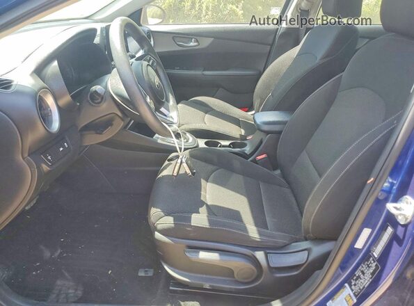 3KPF24AD6ME385736 2021 KIA FORTE Blue Սալոնի դիմացի տեսք