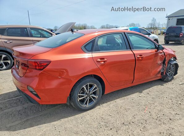 3KPF24AD6NE433897 2022 KIA FORTE Оранжевый Задняя правая четверть