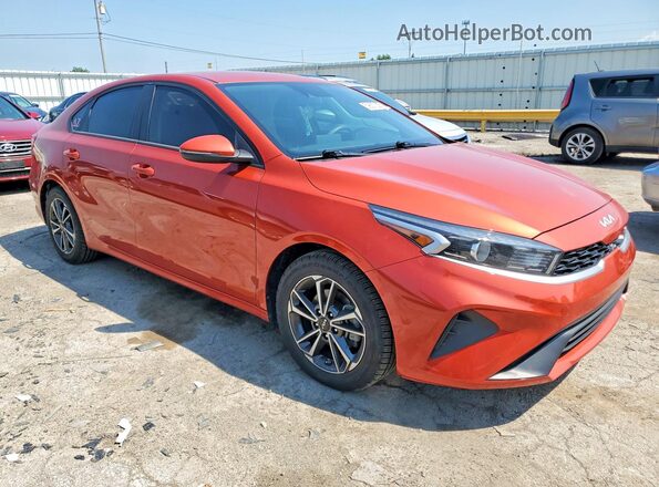 3KPF24AD6NE467323 2022 KIA FORTE Orange Delantero derecho