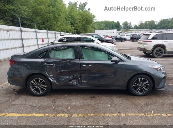 3KPF24AD6PE683417 2023 KIA FORTE Серый Вид задней части салона