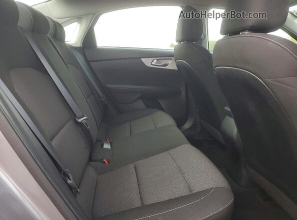 3KPF24AD6RE738600 2024 KIA FORTE Gray უკანა სავარძლების ხედი