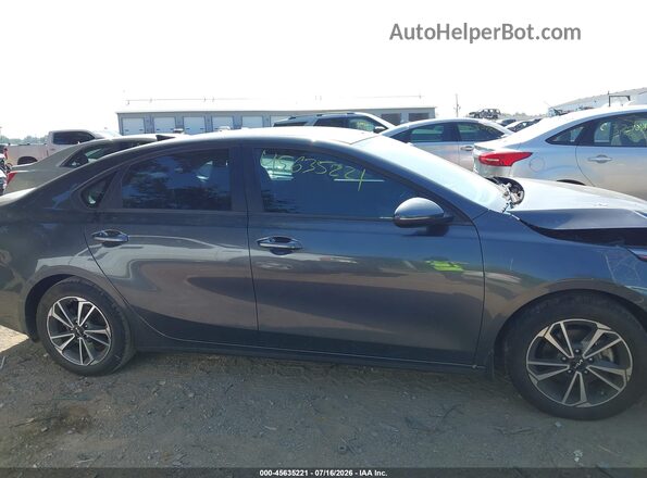 3KPF24AD6RE767675 2024 KIA FORTE Gray Rear interior view